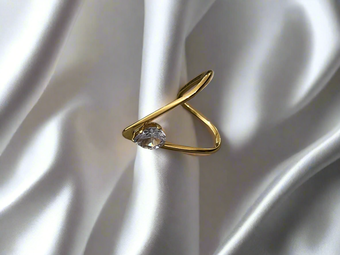 Cleo Ring