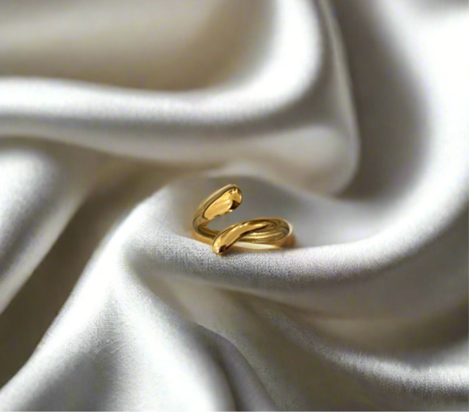 Alana Ring (adjustable)