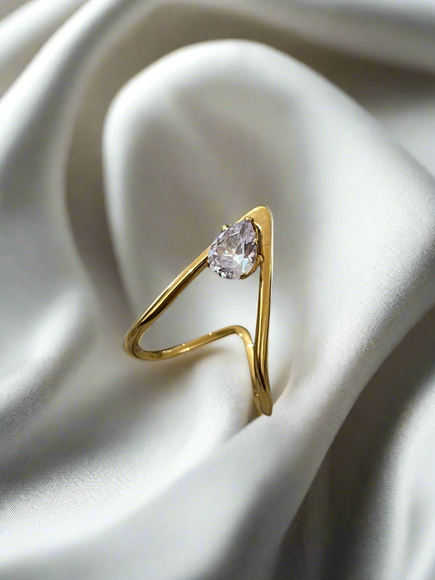 Cleo Ring