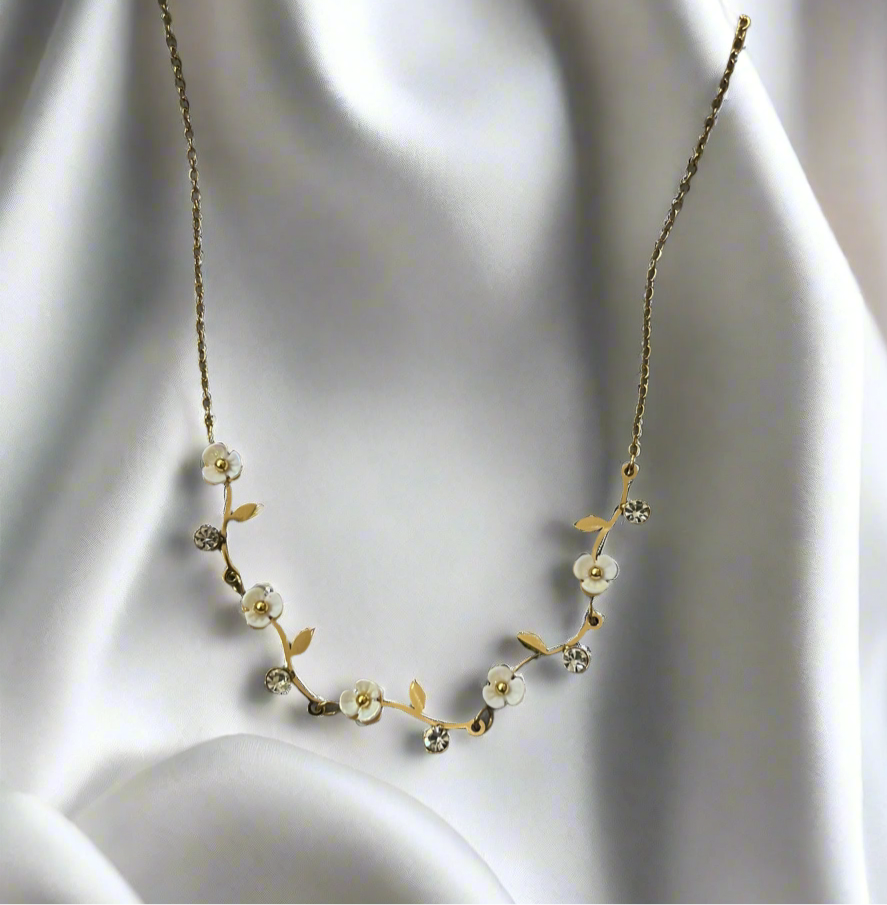 Bloomline Necklace
