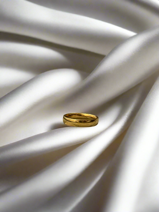 Luxe Band Ring