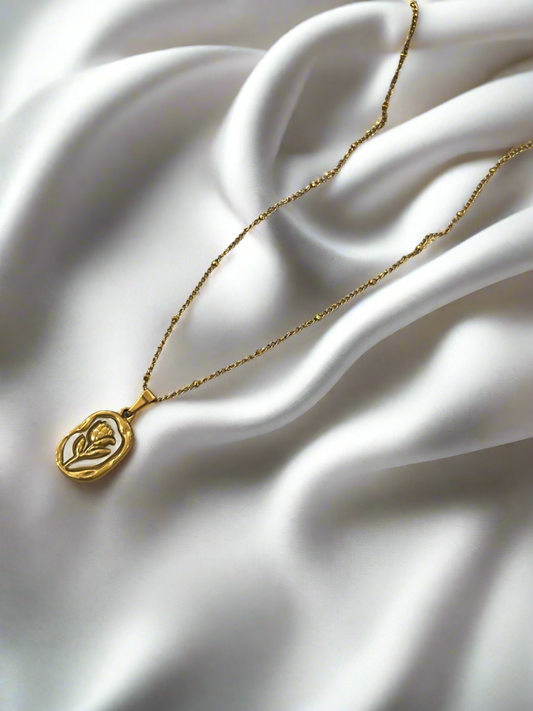 Rosè Necklace