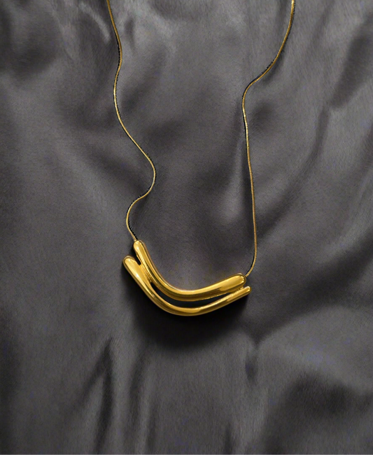 Zyra Necklace