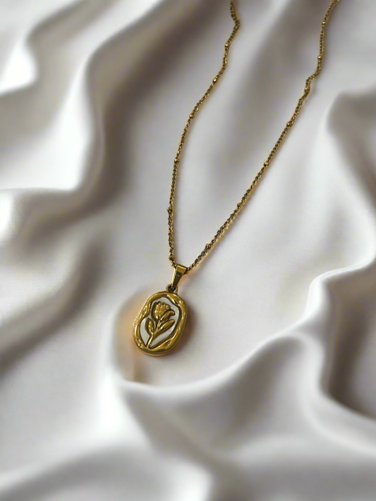 Rosè Necklace