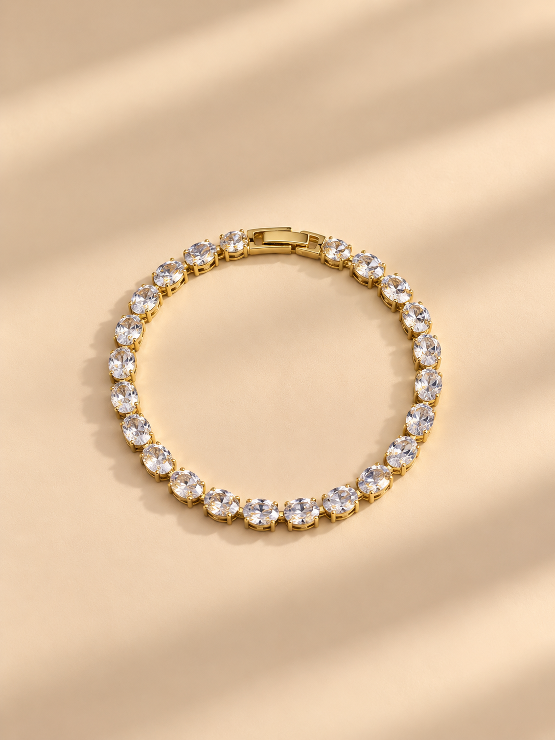 Royale - Golden (4mm Oval)